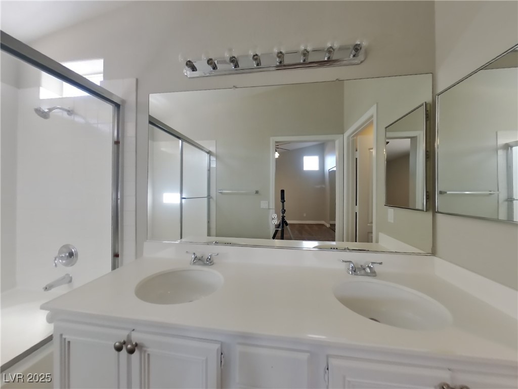 Undisclosed Address Henderson, NV 89002 - Photo 10 of 18