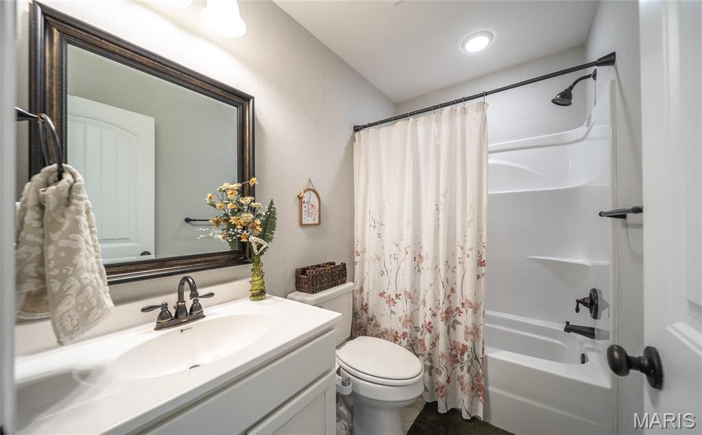 208 Ridgeview Drive St. Robert, MO 65584 - Photo 10 of 53