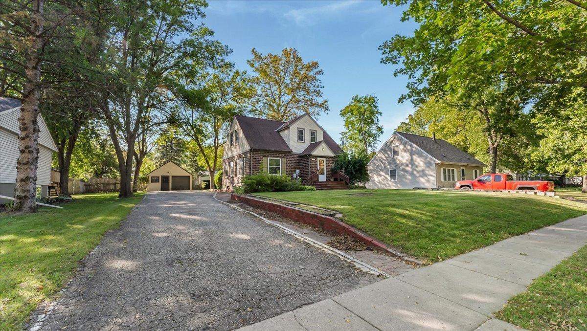 828 15th Street Southwest Willmar, MN 56201 - Photo 1 of 35