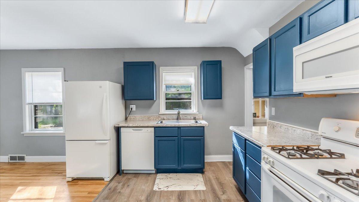 828 15th Street Southwest Willmar, MN 56201 - Photo 13 of 35