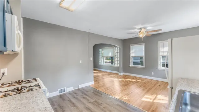 $1,600 | 828 15th Street Southwest, Willmar, MN 56201