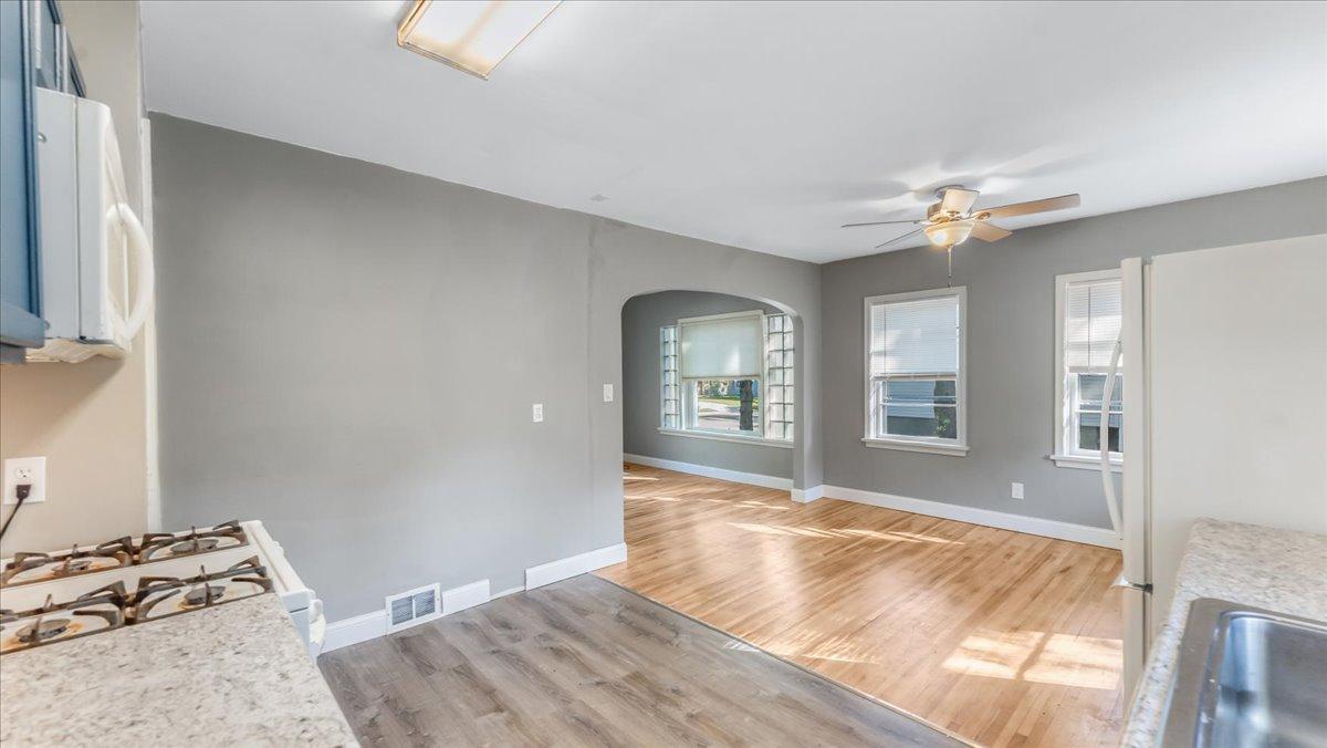 828 15th Street Southwest Willmar, MN 56201 - Photo 15 of 35