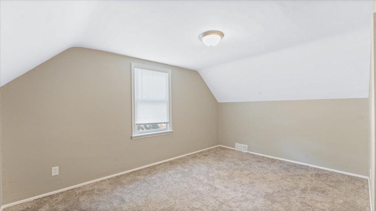 828 15th Street Southwest Willmar, MN 56201 - Photo 17 of 35