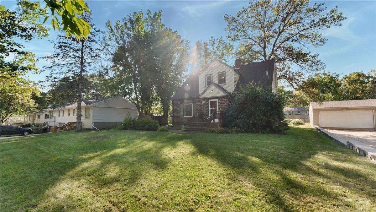 828 15th Street Southwest Willmar, MN 56201 - Photo 29 of 35