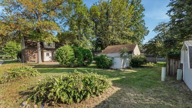 $1,600 | 828 15th Street Southwest, Willmar, MN 56201