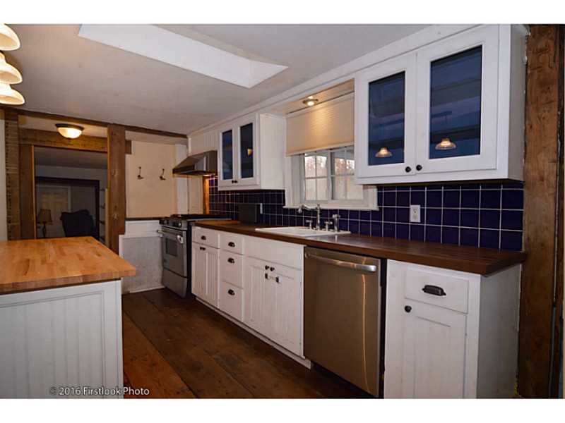 500 Great Road Lincoln, RI 02865 - Photo 12 of 25 Kitchen.