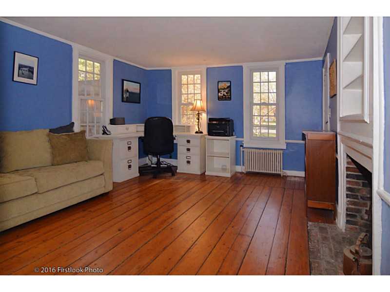 500 Great Road Lincoln, RI 02865 - Photo 6 of 25 Den/Family/Great Room.