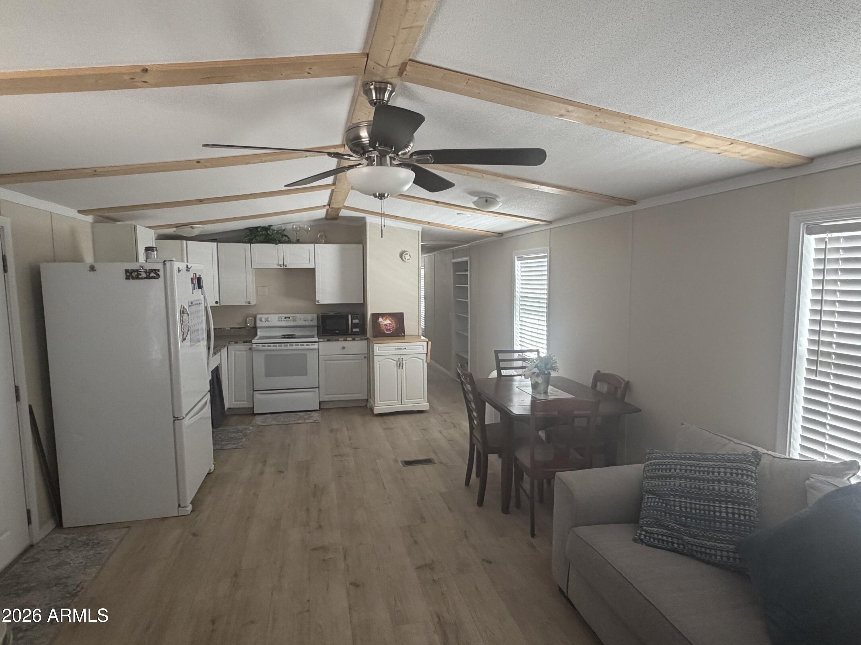 146 North Merrill Road, Unit 111 Apache Junction, AZ 85120 - Photo 4 of 9