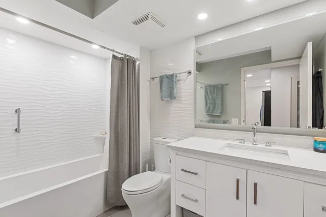 $325,000 | 1800 Dewes Street, Unit 201, Glenview, IL 60025