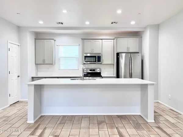 $2,695 | 3434 North Longview Avenue, Unit 20, Phoenix, AZ 85014