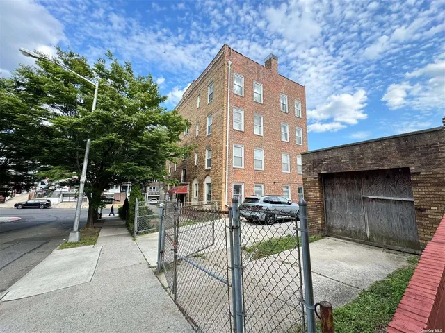 $3,200,000 | 162-30 86th Avenue | Jamaica Hills