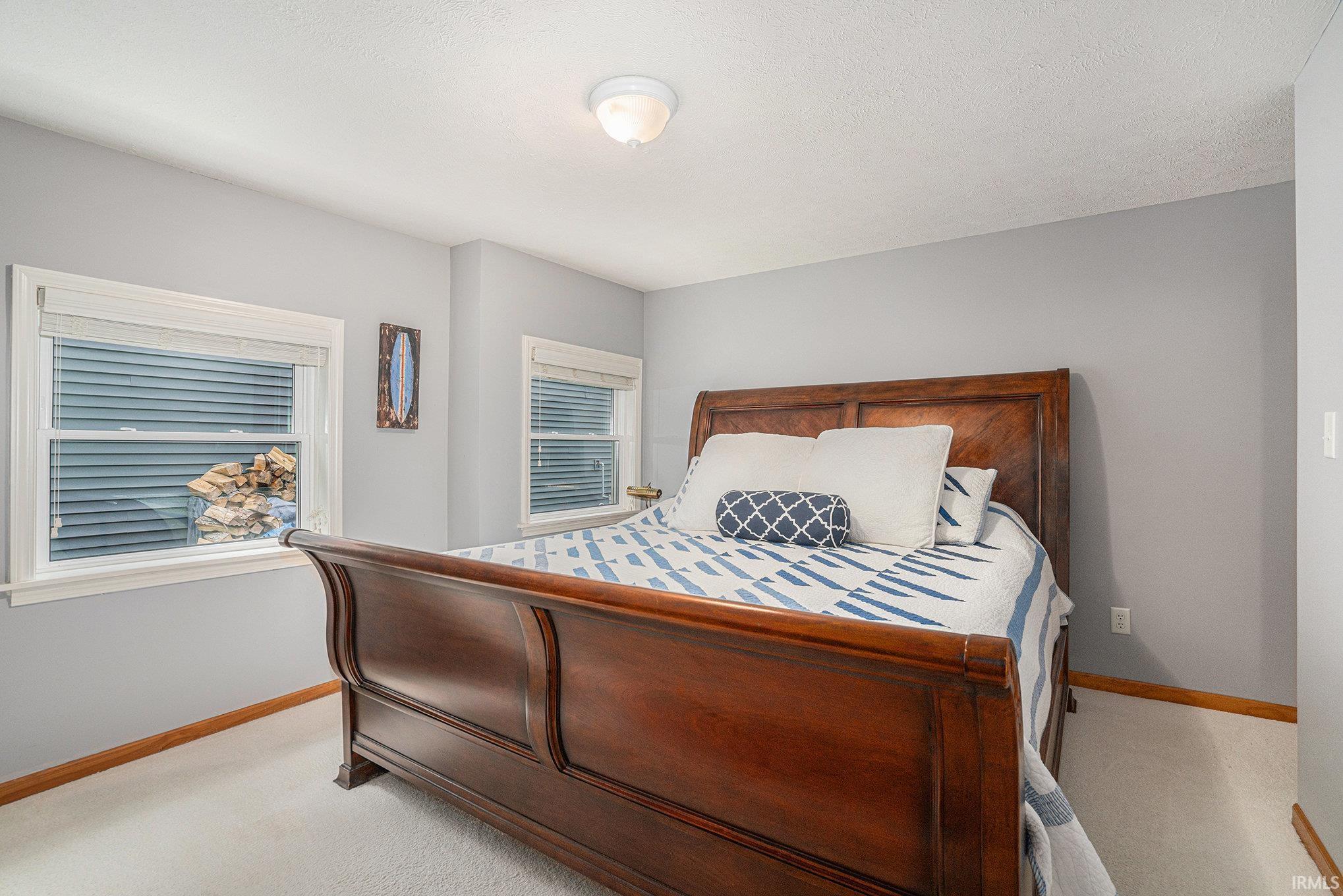 515 East Lake View Road Syracuse, IN 46567 - Photo 24 of 36 Gallery Image 24
