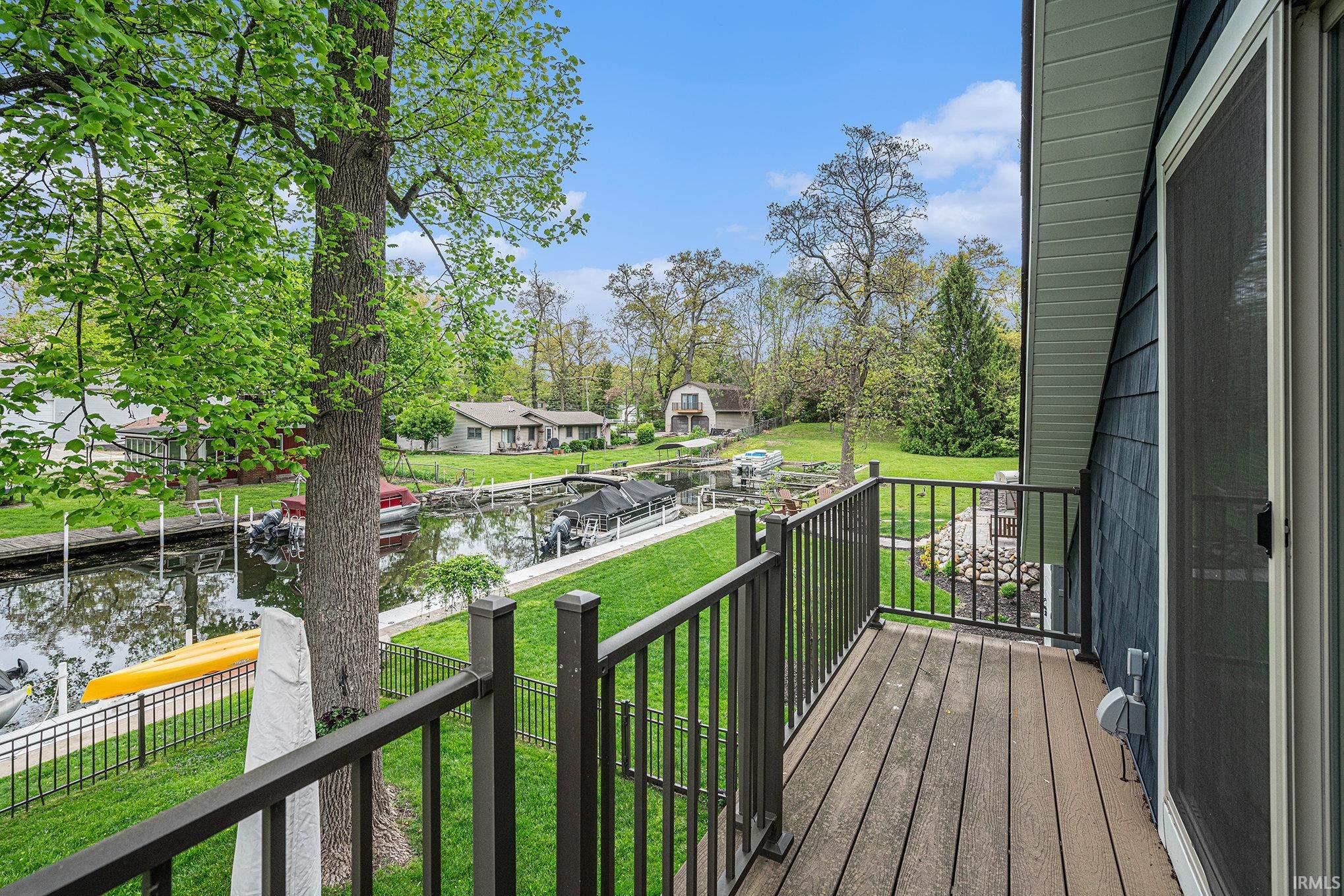 515 East Lake View Road Syracuse, IN 46567 - Photo 31 of 36 Gallery Image 31