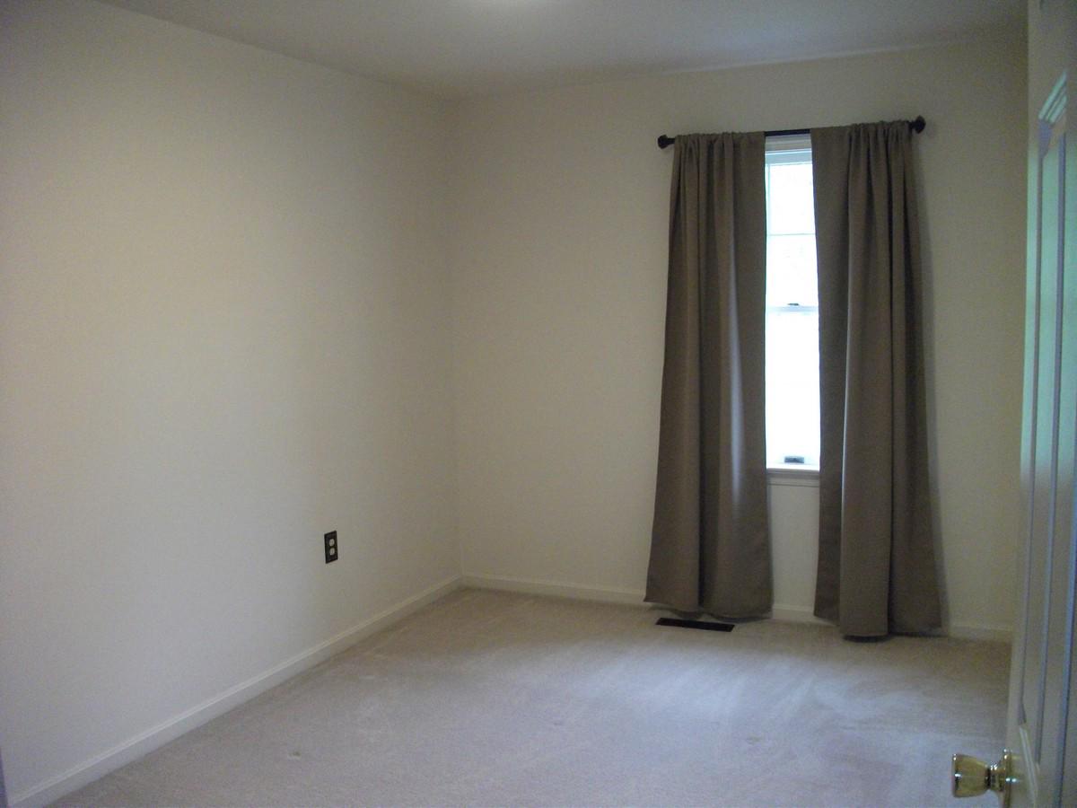 5510 Corral Lane Frederick, MD 21703 - Photo 28 of 36 Bedroom (9' X 13")