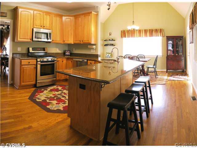 1403 Gravity Hill Road Midlothian, VA 23114 - Photo 5 of 12 Kitchen
