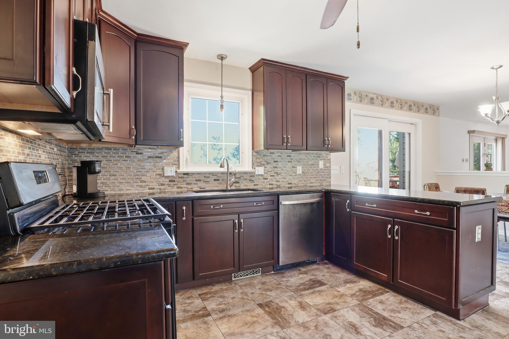 2933 Ridings Way York, PA 17408 - Photo 13 of 62 Gallery Image 13
