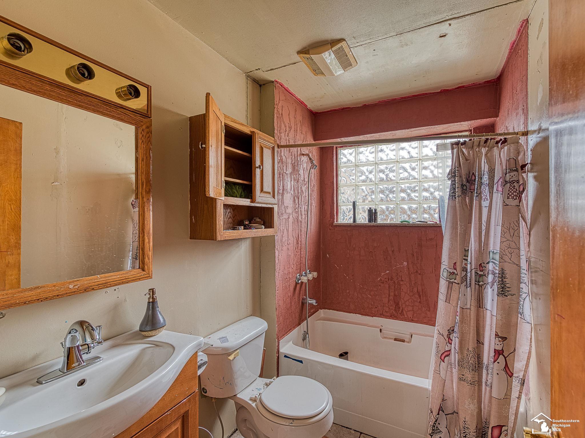 2087 Sandy Creek Road Monroe, MI 48162 - Photo 9 of 18 50098608-8.JPG
