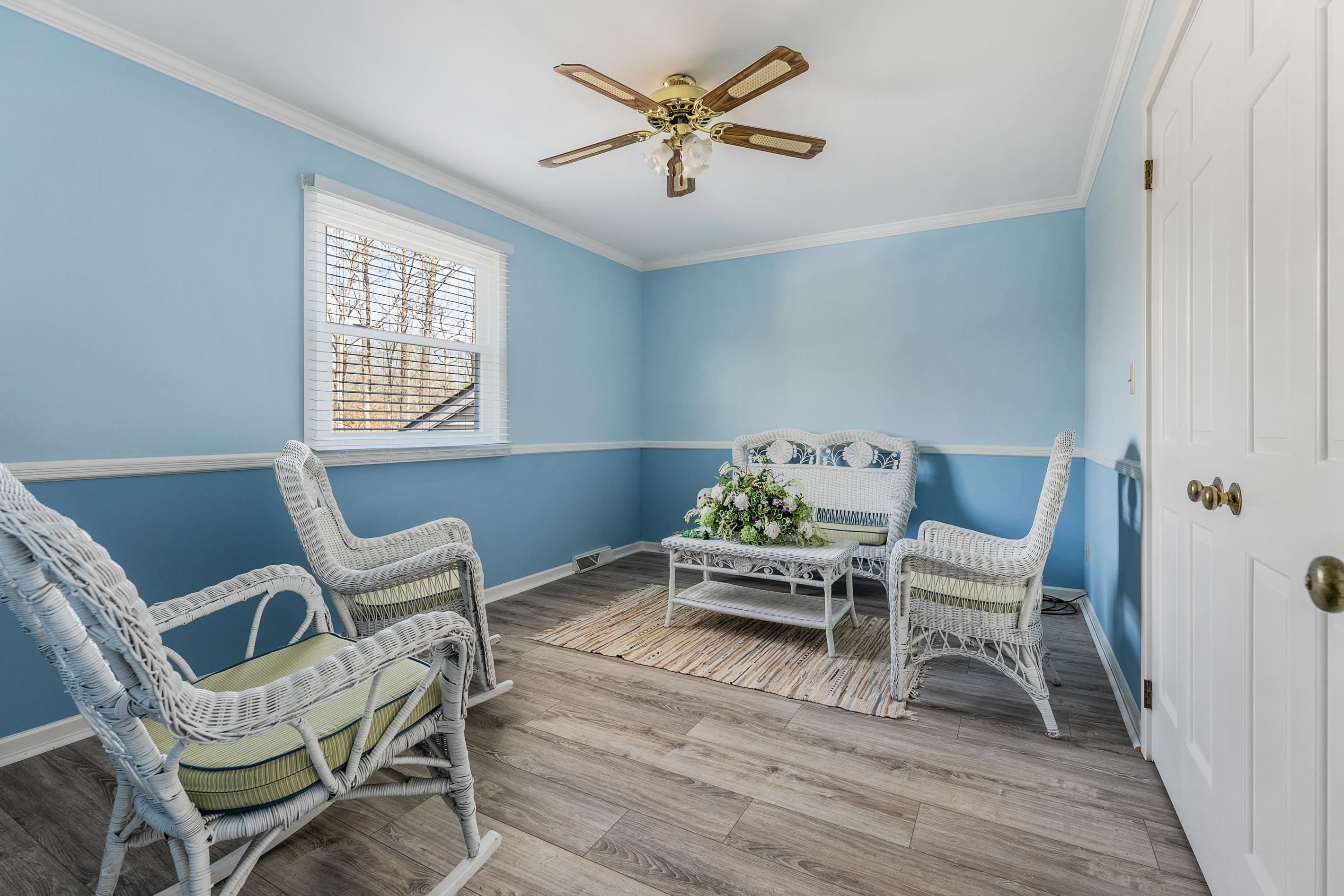 95 Peach Orchard Road Ocean View, NJ 08230 - Photo 24 of 41 a dining room with furniture and window