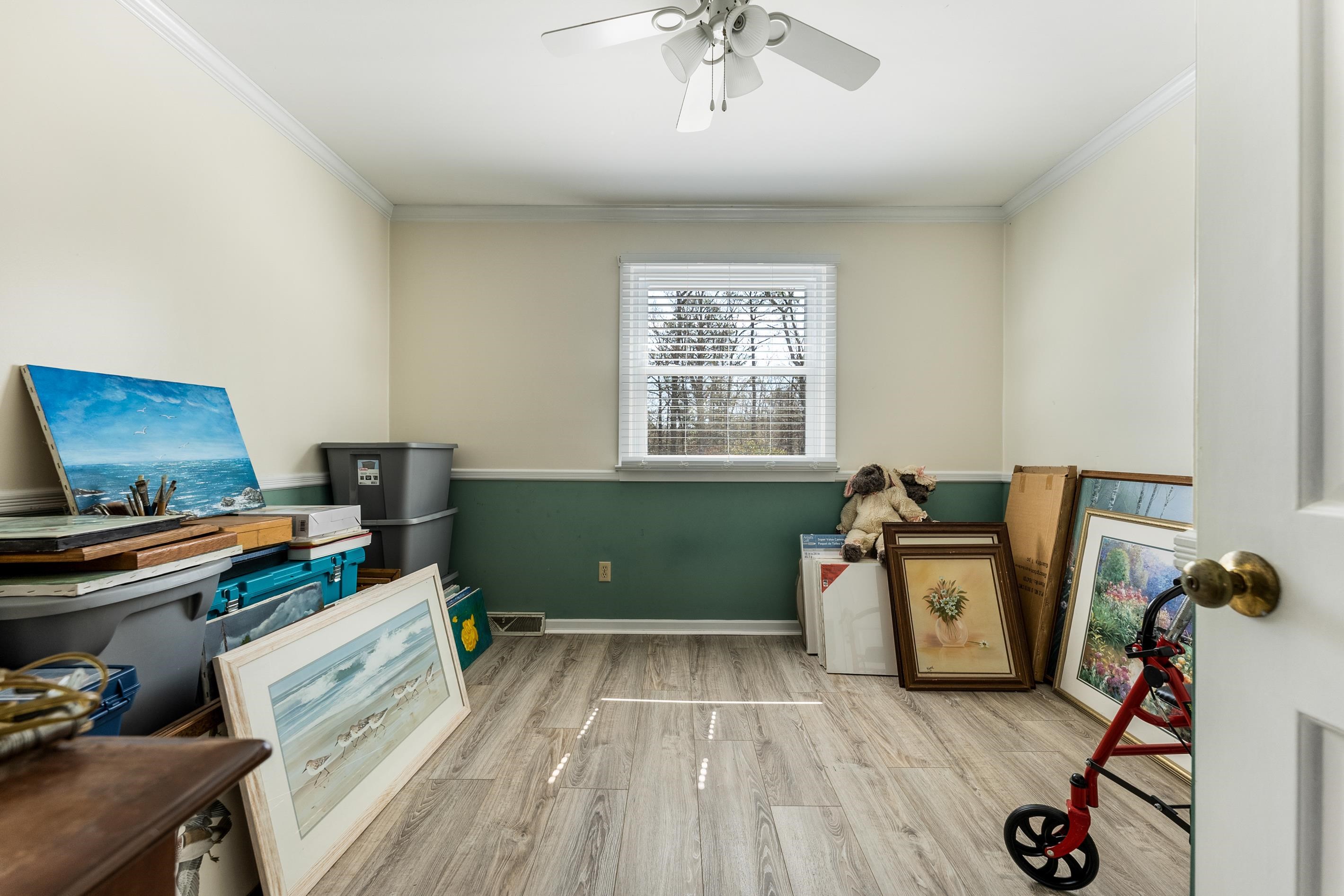 95 Peach Orchard Road Ocean View, NJ 08230 - Photo 27 of 41 a workspace with furniture and a window