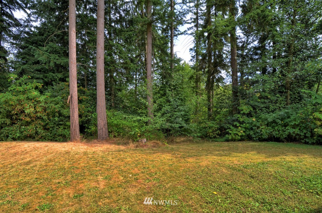 7025 Lower Ridge Road Everett, WA 98203 - Photo 15 of 15