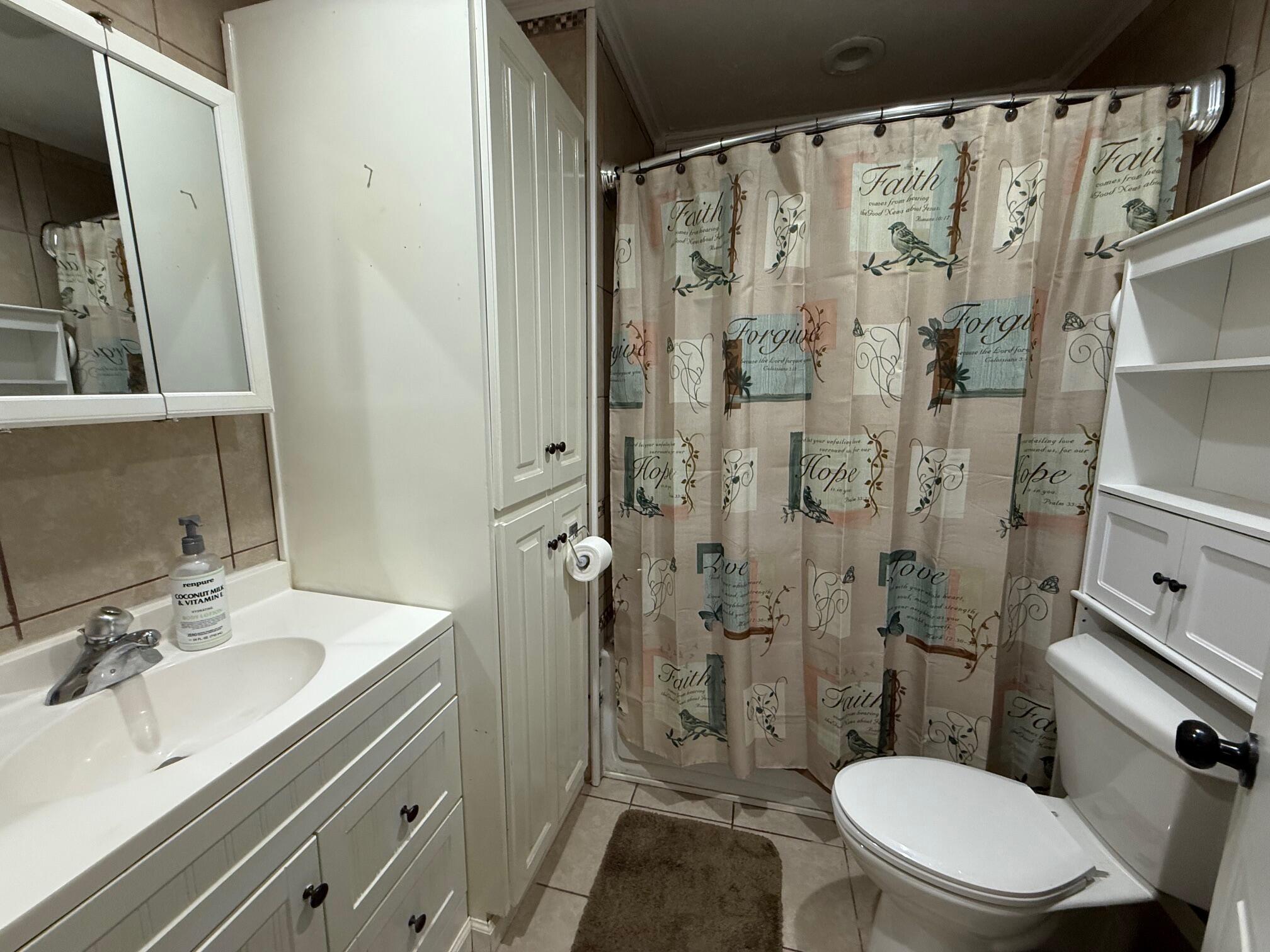 105 Arbor Lane McCormick, SC 29835 - Photo 12 of 24 Primary Bath