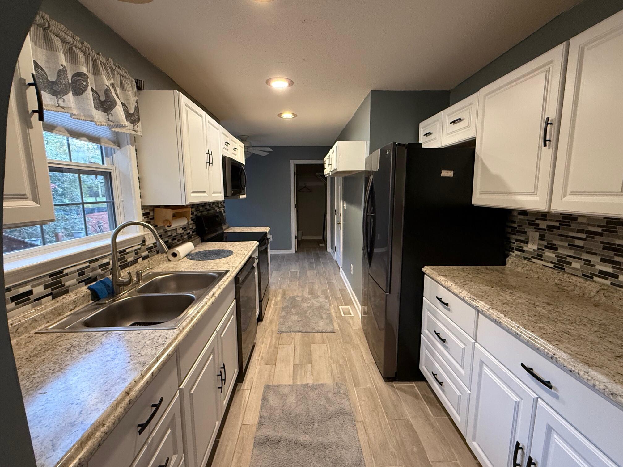 105 Arbor Lane McCormick, SC 29835 - Photo 8 of 24 Kitchen