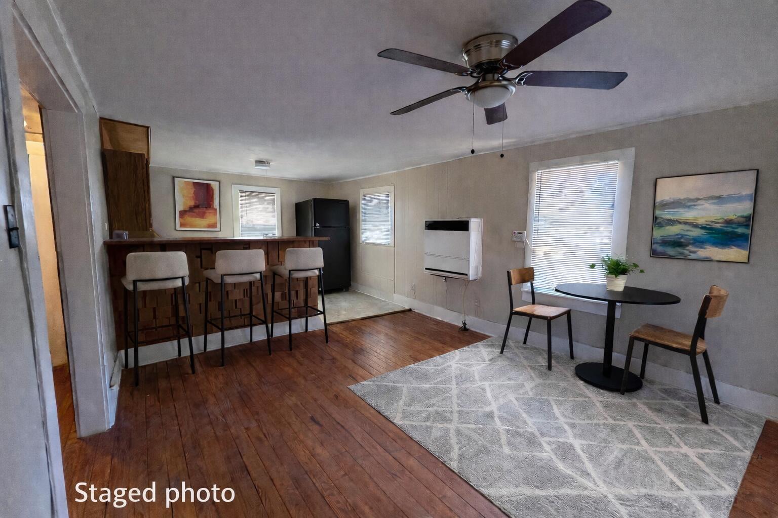 2316 15th Street, Unit REAR Lubbock, TX 79401 - Photo 4 of 7 Living & kitchen combo 1