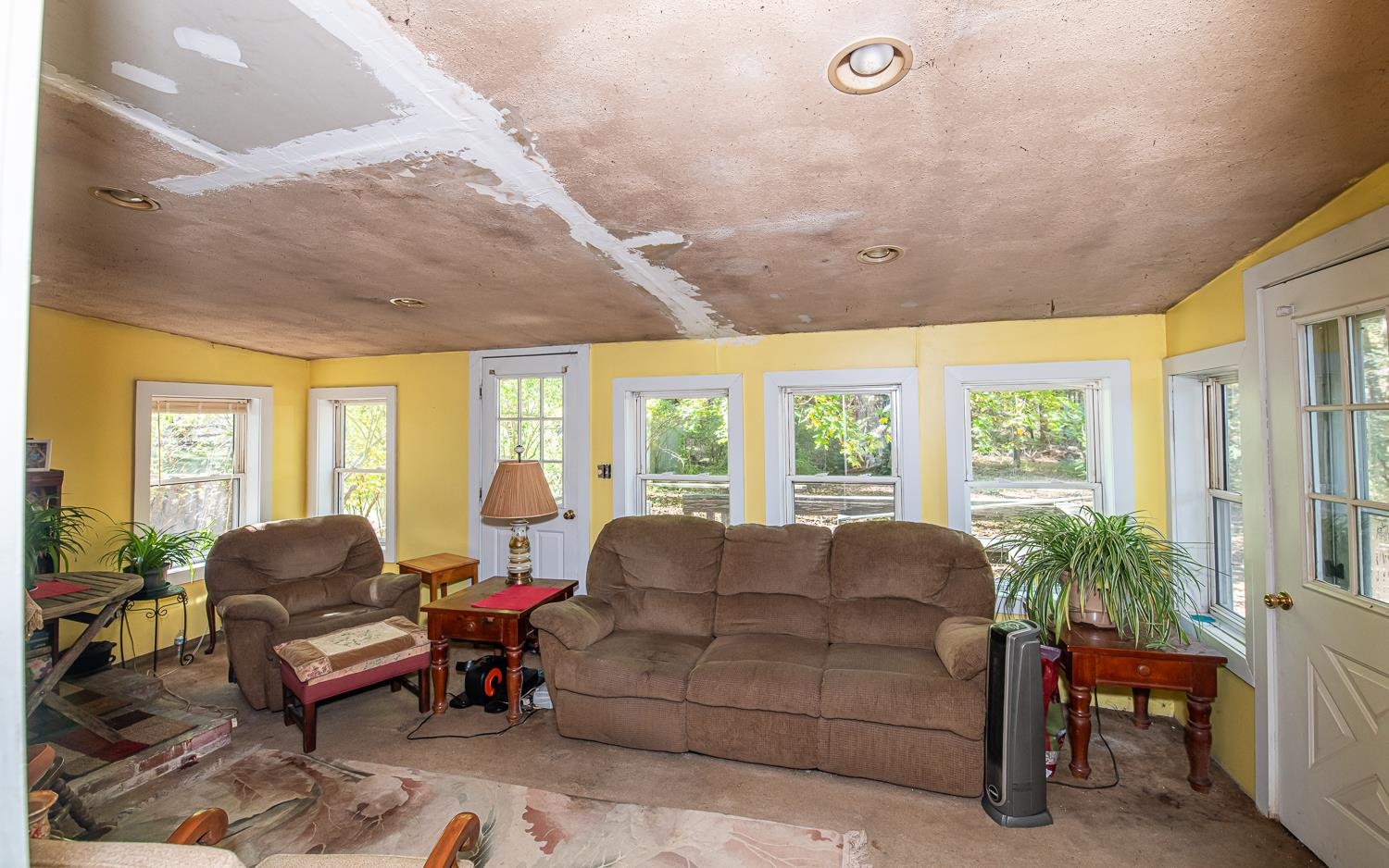 1 Tobacco Road Derry, NH 03038 - Photo 4 of 19 Gallery Image 4