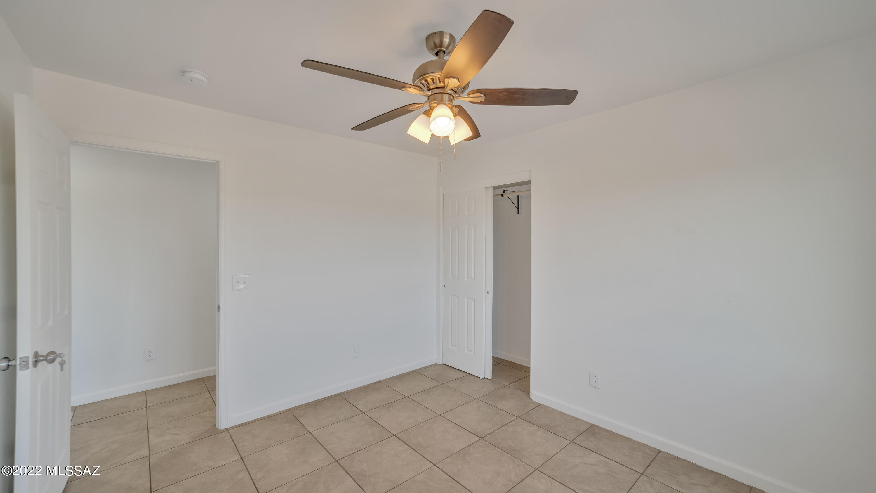 1082 Ceda Court Rio Rico, AZ 85648 - Photo 5 of 8