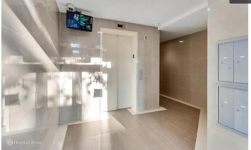 145 Kenilworth Place, Unit 2A Brooklyn, NY 11210 - Photo 2 of 11 Gallery Image 2