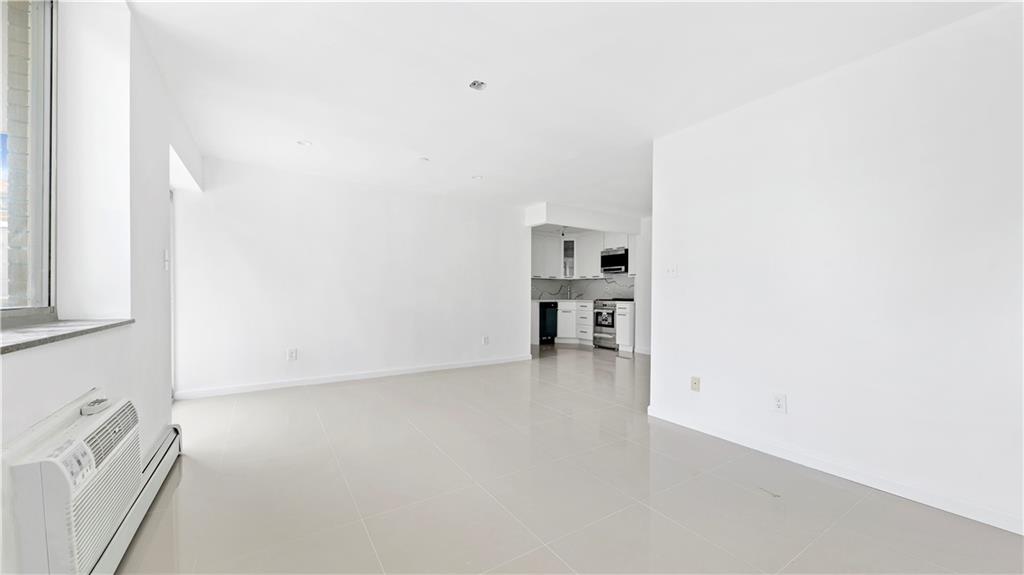 145 Kenilworth Place, Unit 2A Brooklyn, NY 11210 - Photo 5 of 11 Gallery Image 5