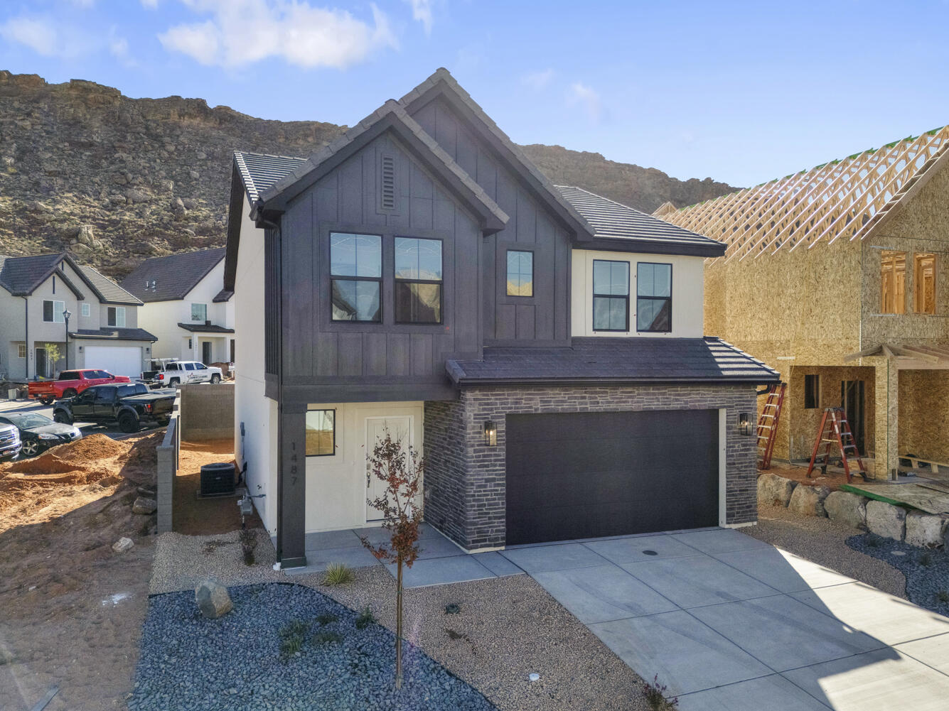 1576 South Fins Road, Unit 4171 Washington, UT 84780 - Photo 1 of 49 DJI_20251110111141_0697_D