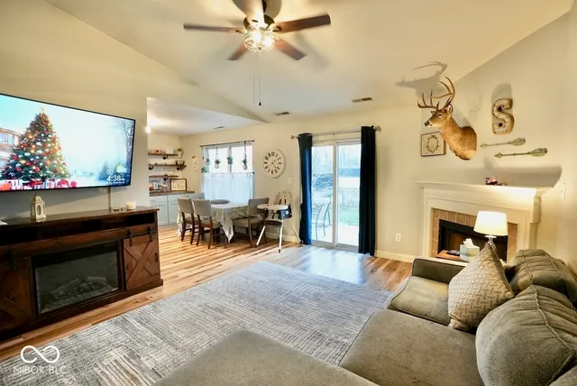 $225,000 | 1515 Cottonwood Drive, Franklin, IN 46131