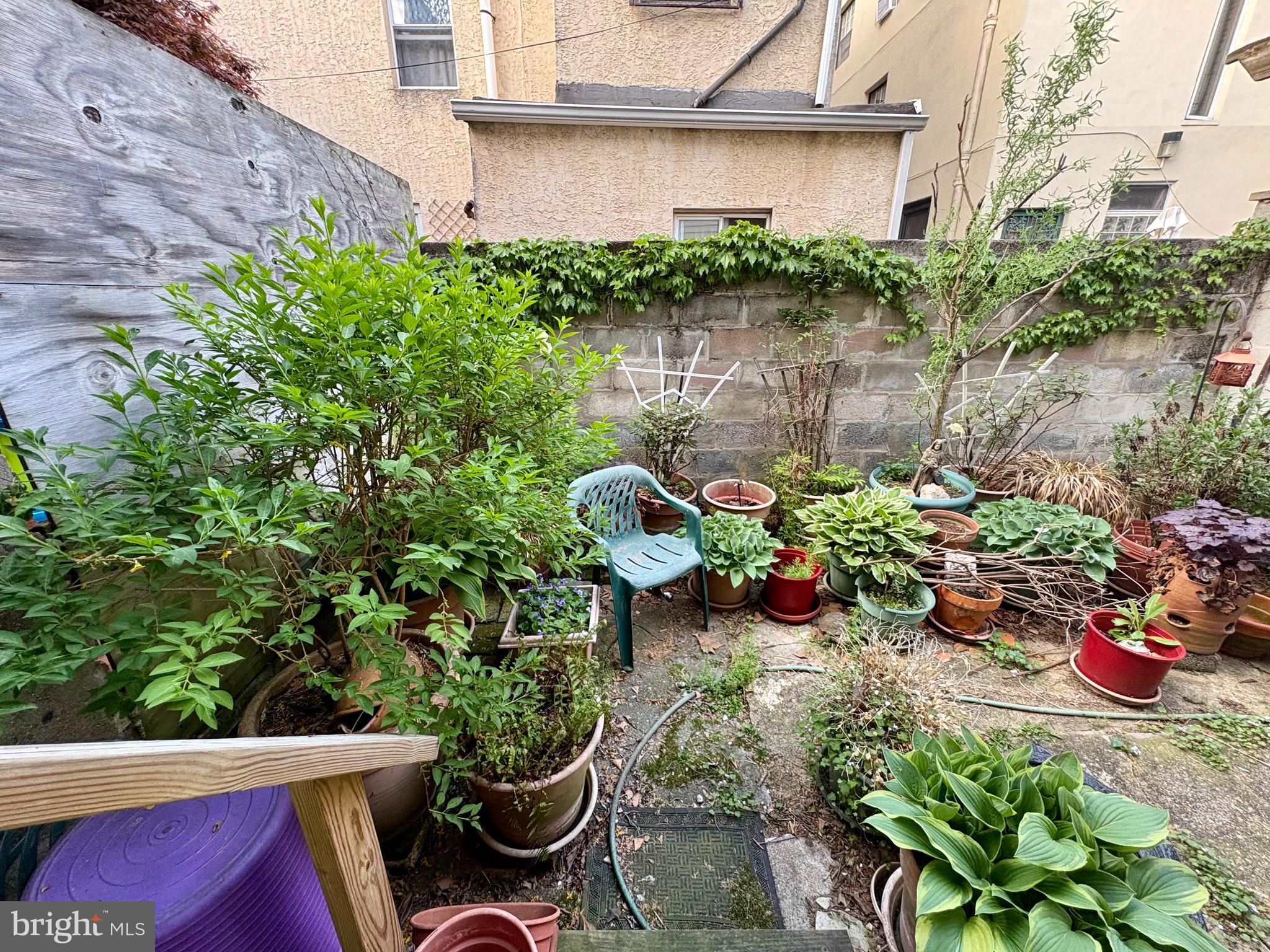 323 Manton Street Philadelphia, PA 19147 - Photo 6 of 7