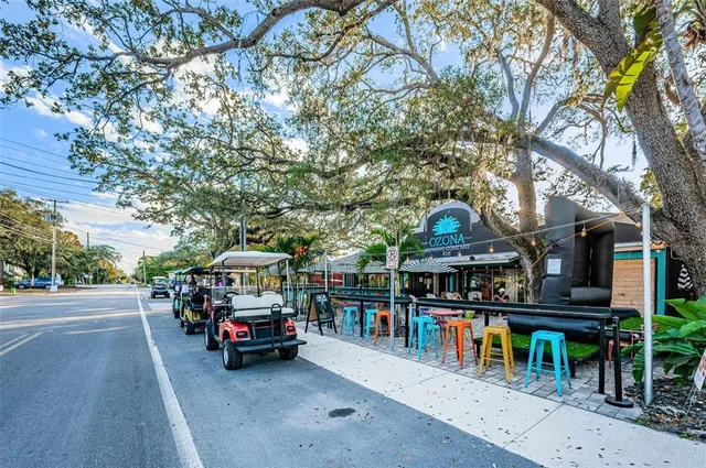 a car parked in front of a building