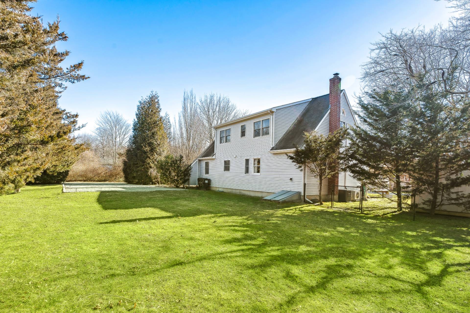45 A Old Country Road Westhampton, NY 11977 - Photo 6 of 31 Gallery Image 6