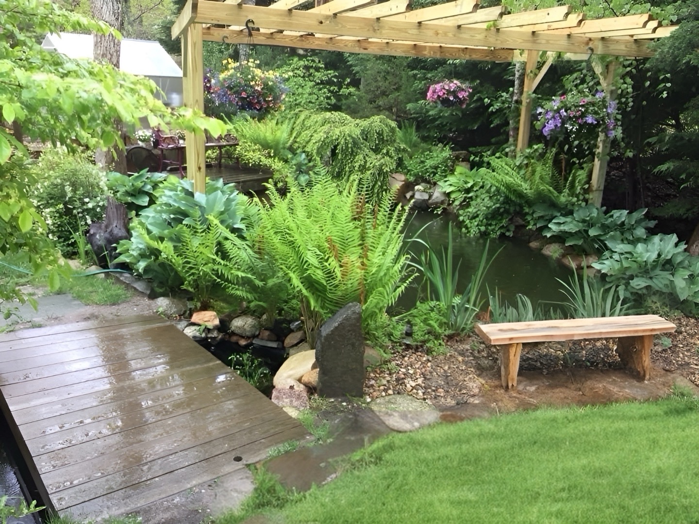 18 Cormorant Circle Edgartown, MA 02539 - Photo 31 of 42 a view of a backyard with plants