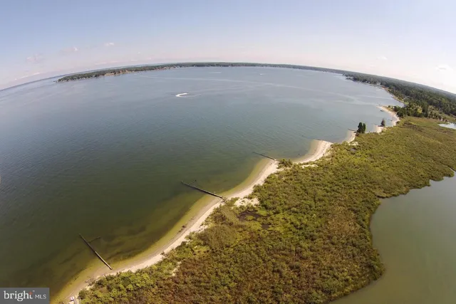 a view of water heater and wooden floor in an outdoor space