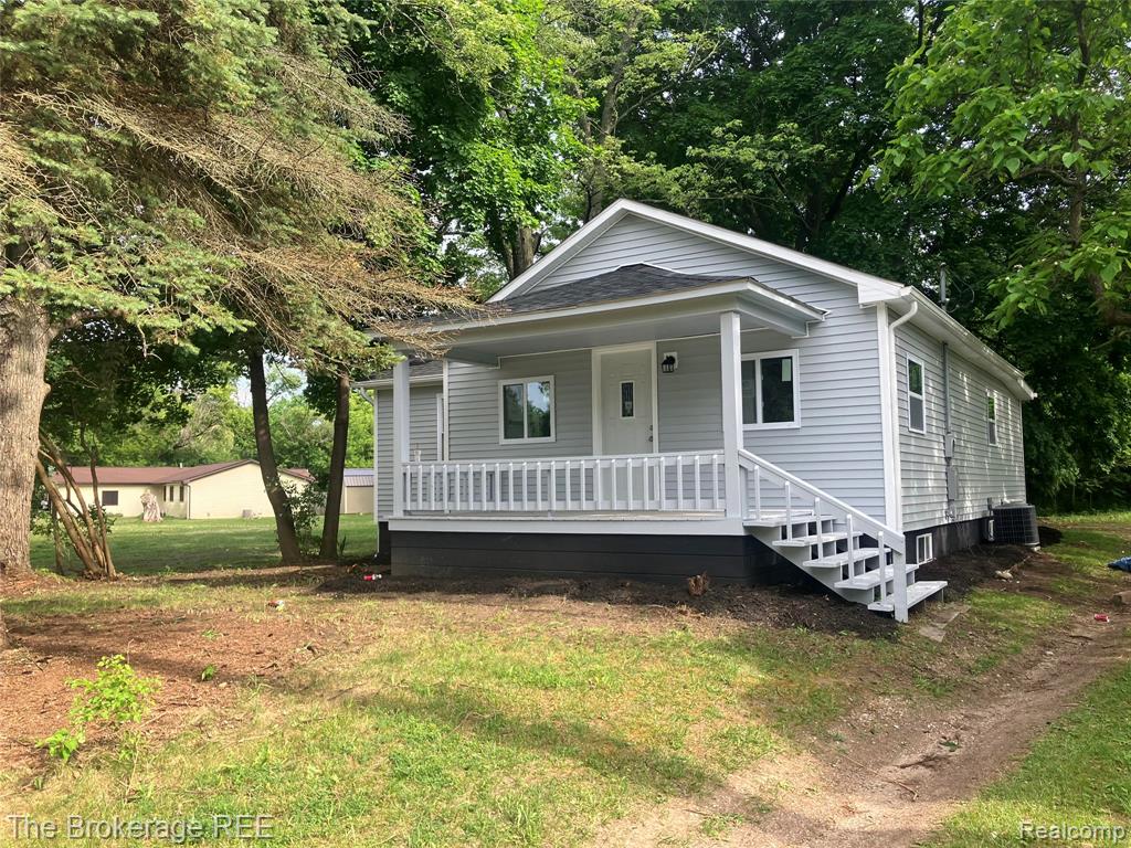 4249 Calkins Road Flint, MI 48532 - Photo 1 of 13