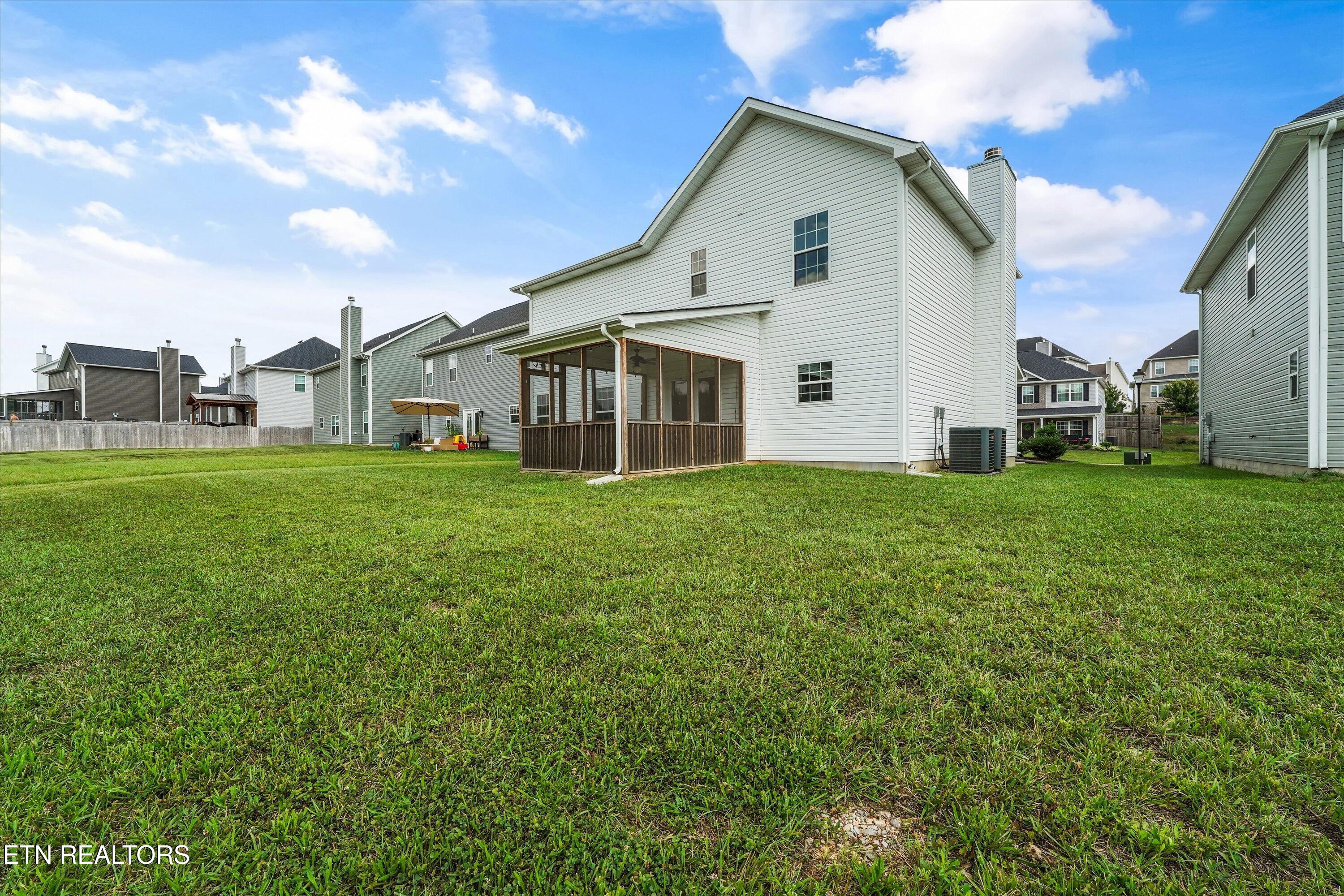 8217 Zenith Lane Powell, TN 37849 - Photo 38 of 44 38-8217 Zenith Ln 03