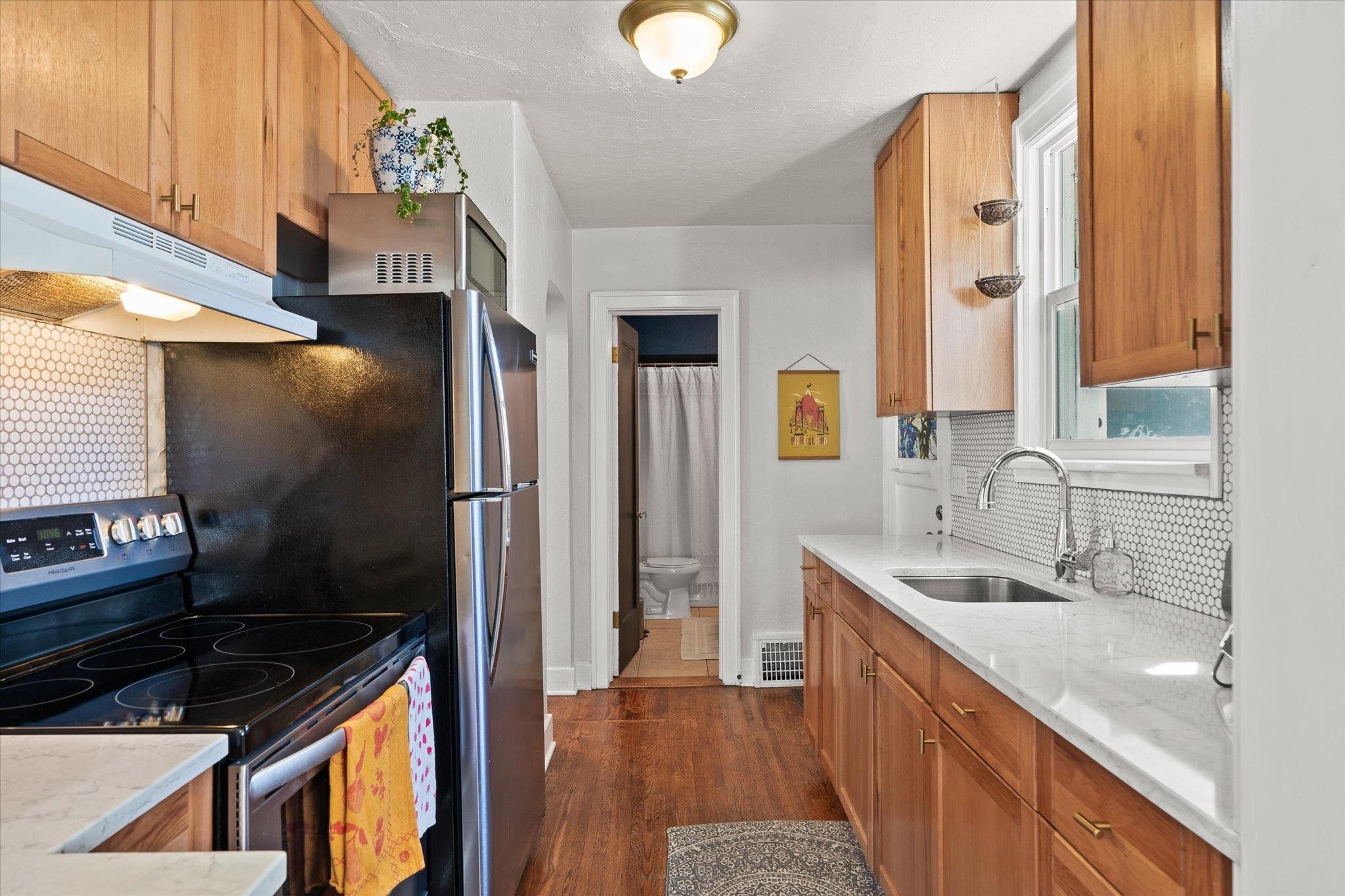 2617 South Post Street Spokane, WA 99203 - Photo 14 of 31