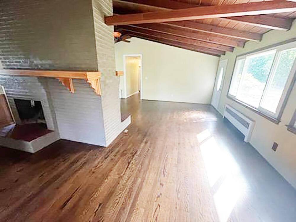 6239 North Barrens Road Roanoke, VA 24019 - Photo 6 of 26 Dining Area at Double Fireplace