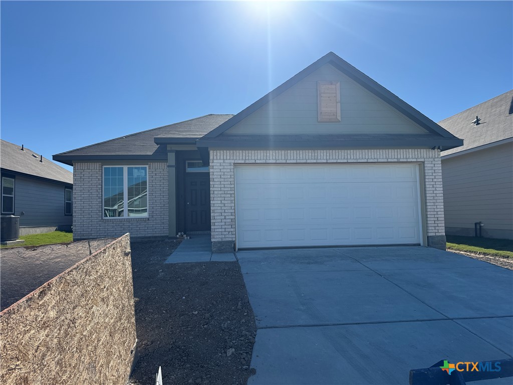 a view of backyard of house