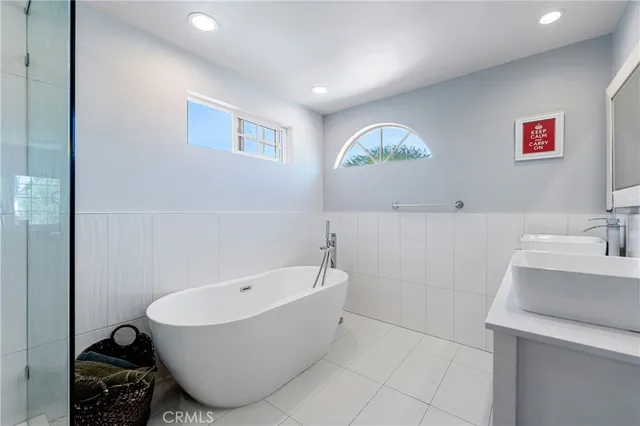 $2,249,000 | 16762 Otsego Street, Encino, CA 91436