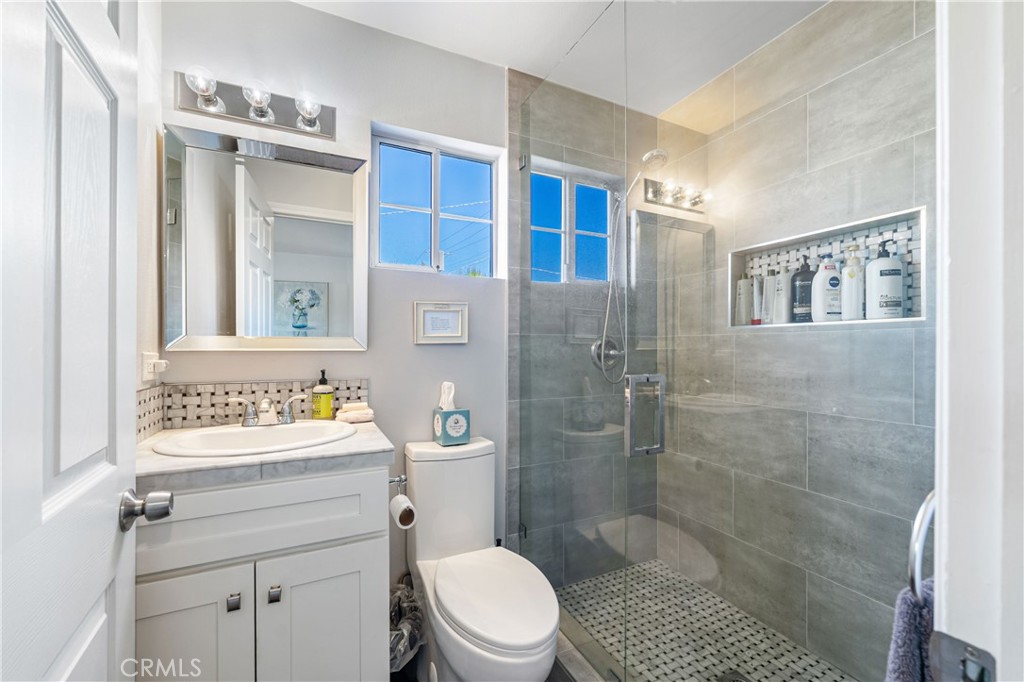 16762 Otsego Street Encino, CA 91436 - Photo 49 of 54 Upstairs ADU full bath and shower