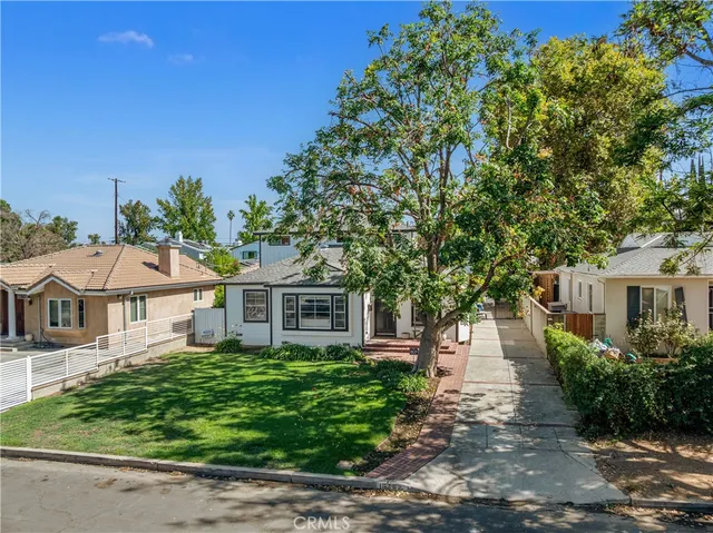 $2,249,000 | 16762 Otsego Street, Encino, CA 91436