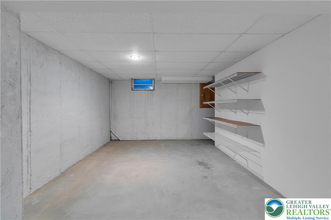 239 North 36th Street Allentown, PA 18104 - Photo 37 of 38 an empty room with a empty space