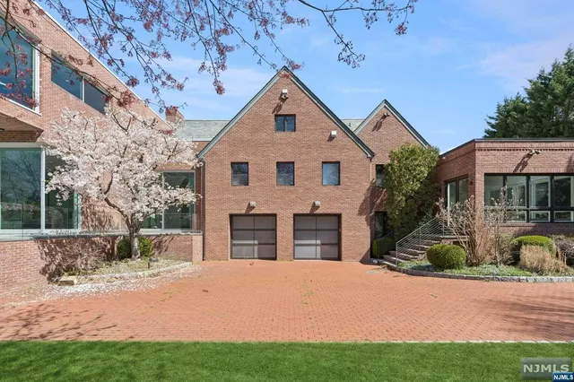 $5,200,000 | 532 Winthrop Road, Teaneck, NJ 07666