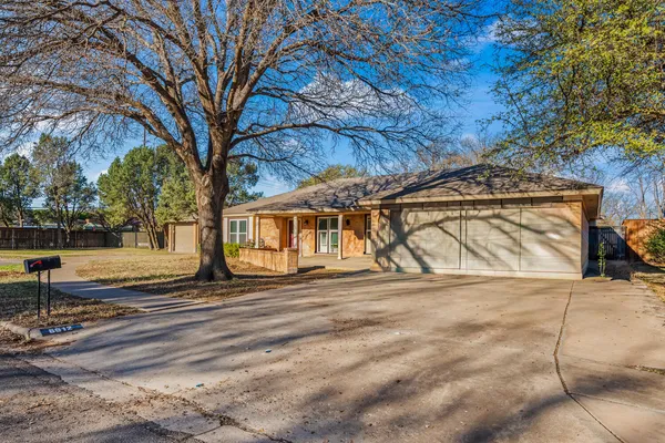 $295,000 | 8012 Raleigh Avenue, Lubbock, TX 79424