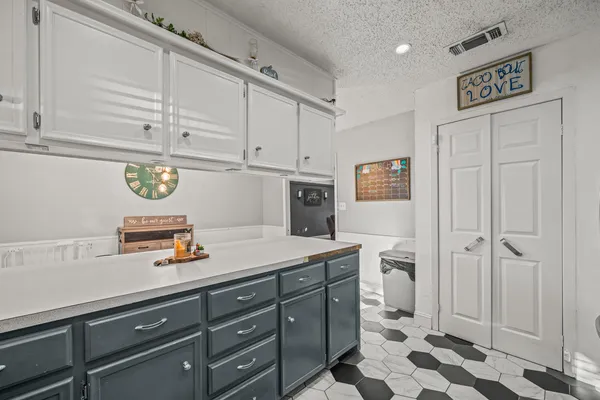 $285,000 | 8012 Raleigh Avenue, Lubbock, TX 79424